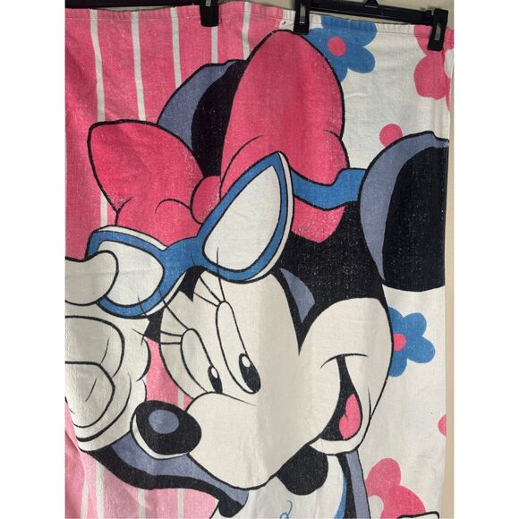 Vintage Minnie Mouse Beach Towel 30 x 60 - Picture 3 of 8